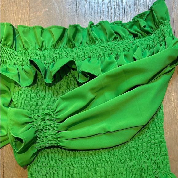 Vibrant Off-Shoulder Ruffle Blouse - Picture 3 of 5